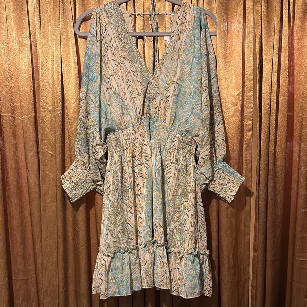 “Love Stitch” Floral V-Neck Dress in Blue and Cream romper